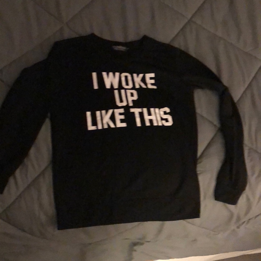 Thick crew shirt.  Brand new!